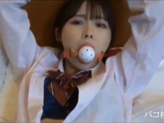 【V888AV】约了个黑衣苗条妹子，按着头口交舔弄互摸大力猛操，呻吟娇喘快速抽插搞出血